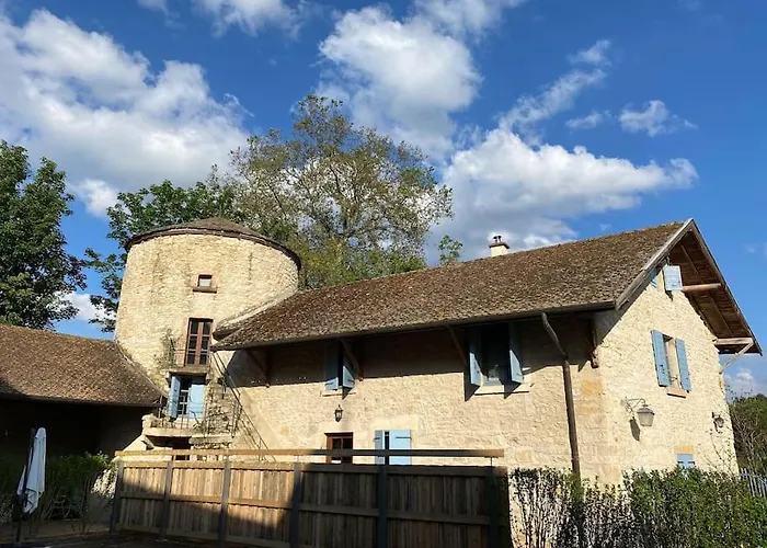 Hébergement de vacances Château Ferme Frontonas